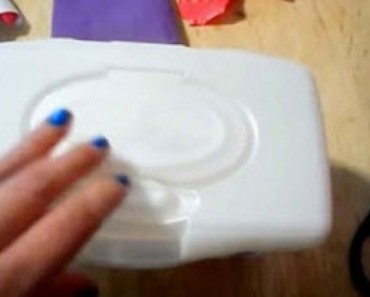 How to Reuse Baby Wipe Containers