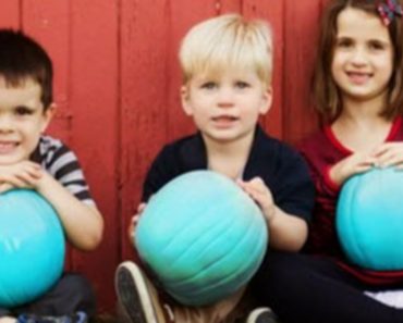 If You See A Teal Pumpkin, It Means There Are Non-Food Items Available For Kids With Allergies