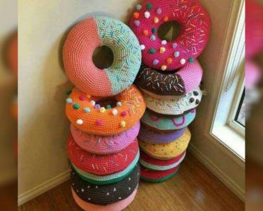 These Crochet Doughnut Pillows Are The Sweetest Thing For Your Home