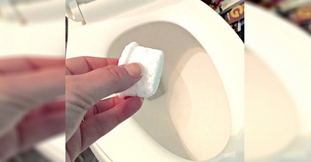 Want A Toilet That Stays Clean And Smells Fresh? You Need THIS Useful