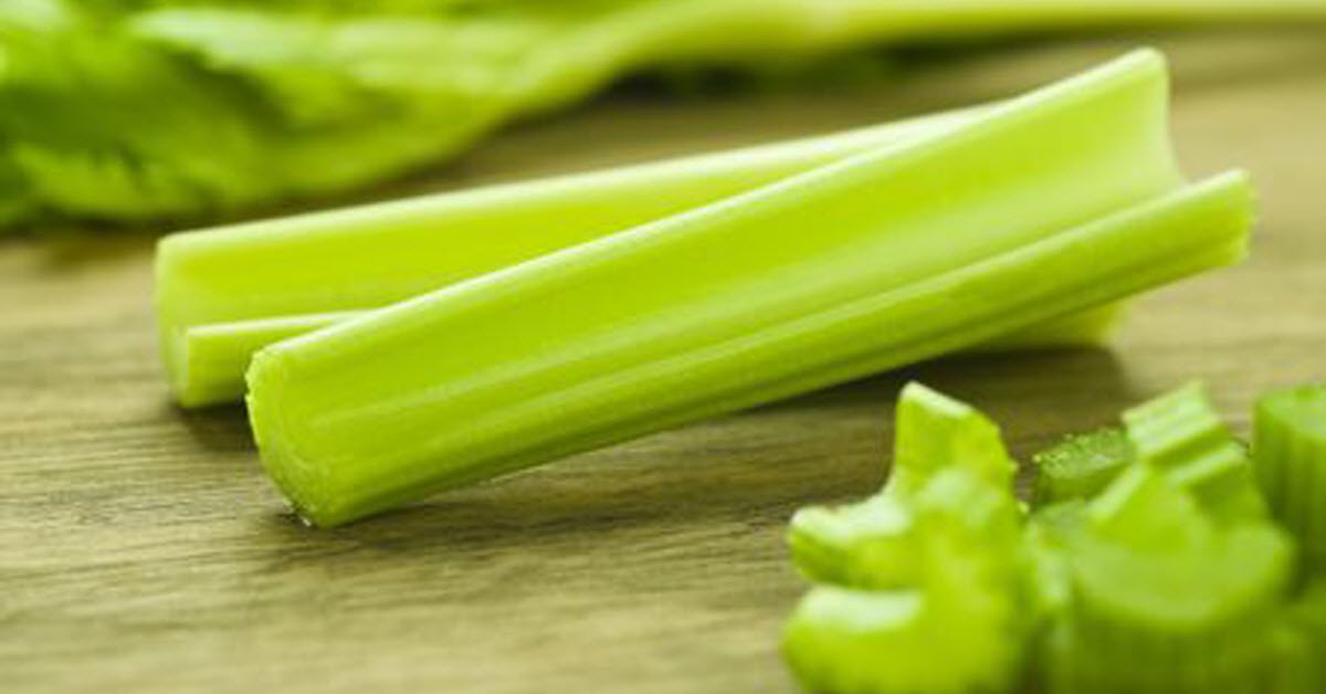 Eating Celery Every Day For A Week Will Provide These 14 Health