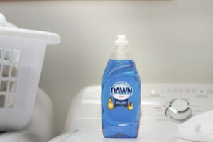 6 Ingenious Ways To Use Dawn Dish Soap